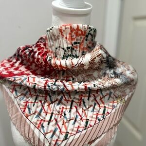 Multicolor Patterned Scarf